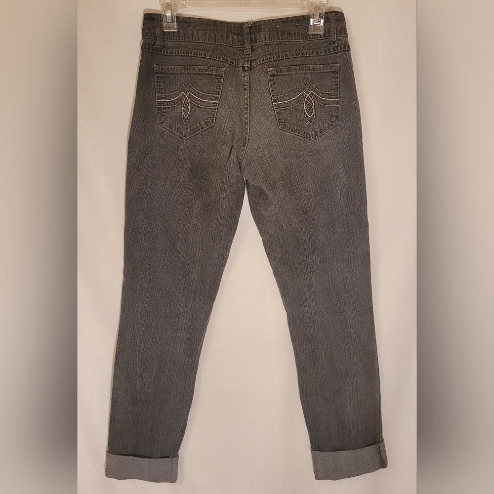 Jeans - Picture 3 of 3